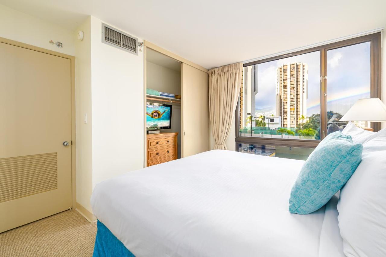 Great Diamond Head Views, 2Br Condo With Free Parking! Гонолулу Екстер'єр фото